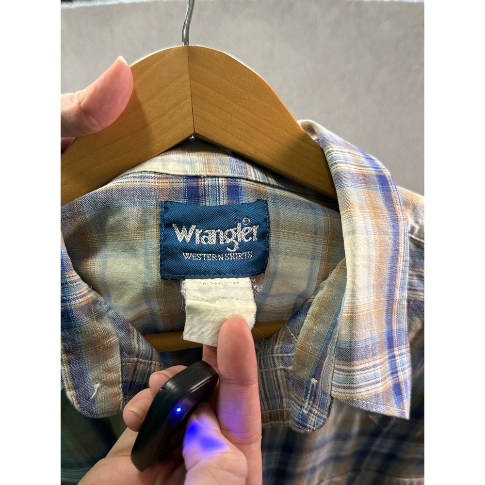 Wrangler Western Shirt Men XL Pearl Snap Plaid Blue Tan Cotton Vintage 90s Style - Picture 5 of 5